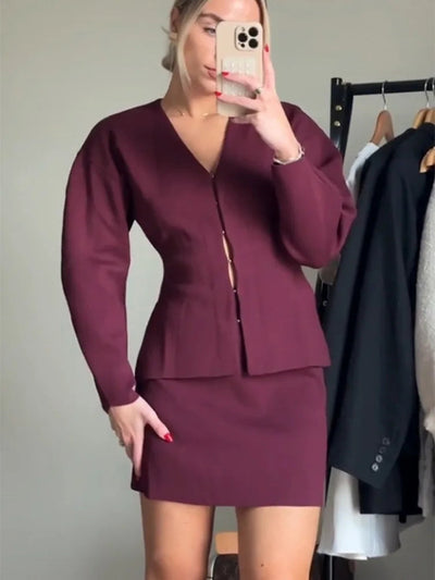 Dames Blazer en Rok Set – Getailleerd – Mini Lengte – Luxe Stof – Modern Silhouet