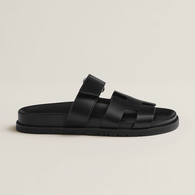 Dames sandalen – Comfort fit – Slip-on – Glanzend oppervlak – Cut-out banddesign