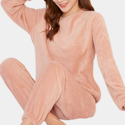 Dames Pyjamaset – Relaxte Pasvorm – Zachte Fleece Stof – Lange Mouwen – Elastische Boorden